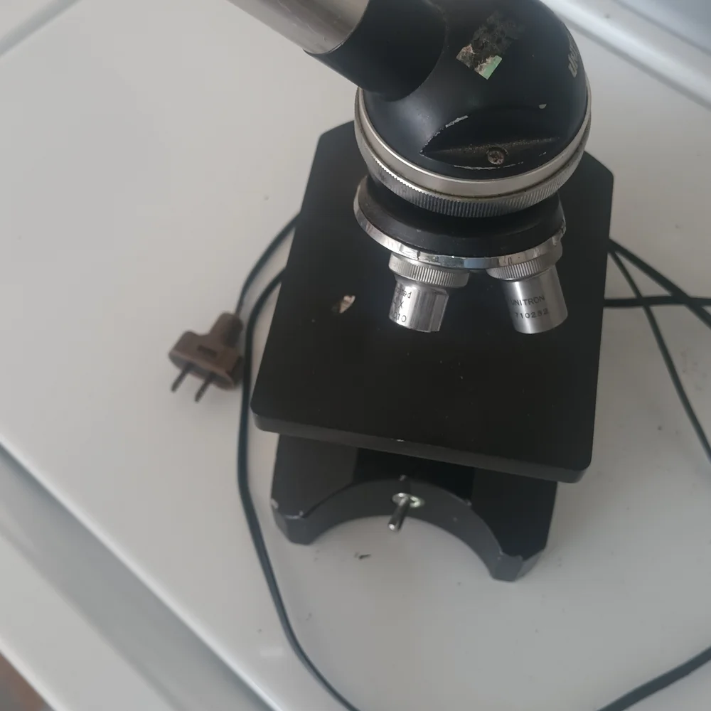 Black Microscope - Picture 2 of 4